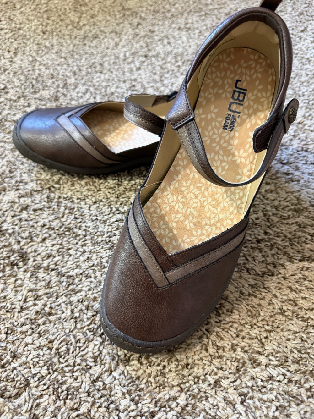 NWOT JBU Women's Brown Mary Jane Strap Flats
